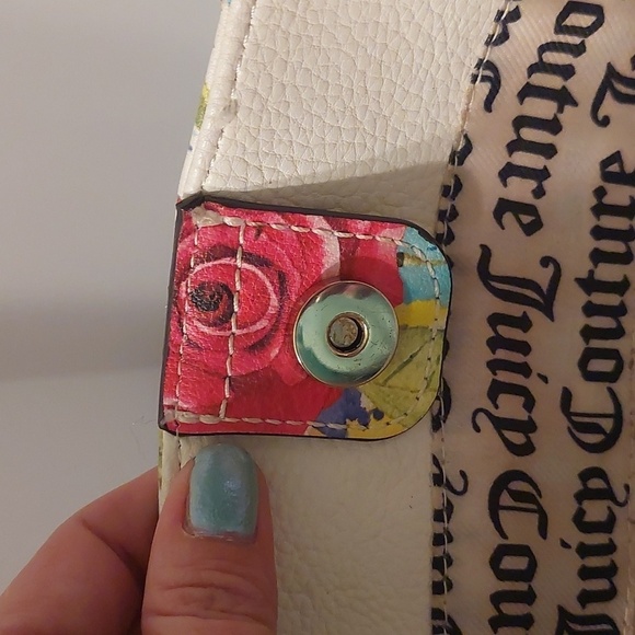 NWT JUICY COUTURE RED ROSES FLORAL TOTE - Picture 9 of 13